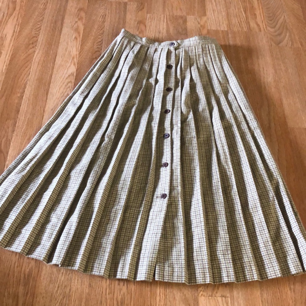 Cute vintage wool maxi skirt, women’s size s/m